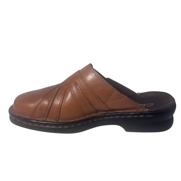 Clarks Slip-on Clogs Brown Leather Comfort Shoes Womens Size 7 Preppy Work Mules - Picture 13 of 16